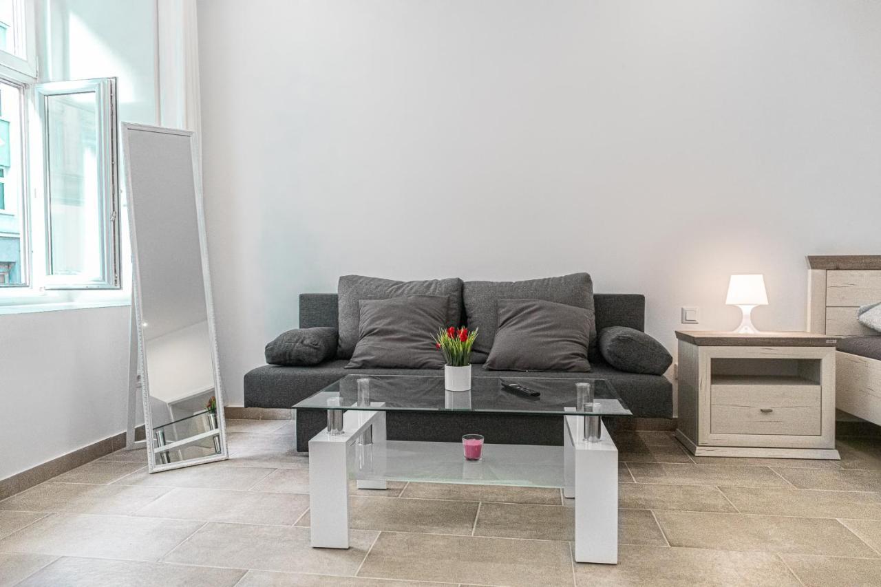 9 Min From City Center - Beautiful Studio Near U1 Reumannplatz Βιέννη Εξωτερικό φωτογραφία